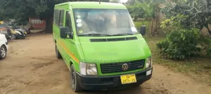 Volkswagen LT 2000 Green
