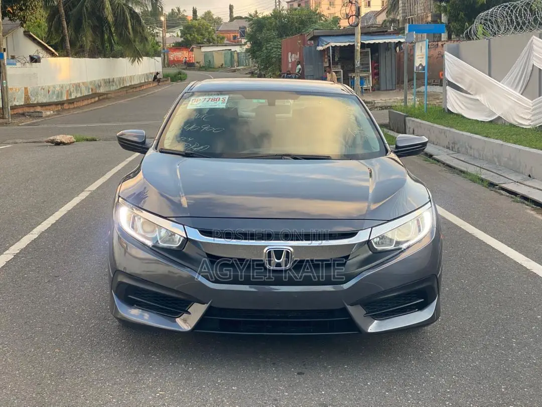 Honda Civic LX 2dr Coupe (2.0L 4cyl) 2016 Gray