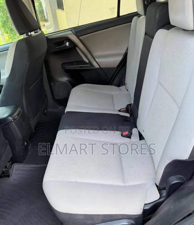 Toyota RAV4 2017 Gray