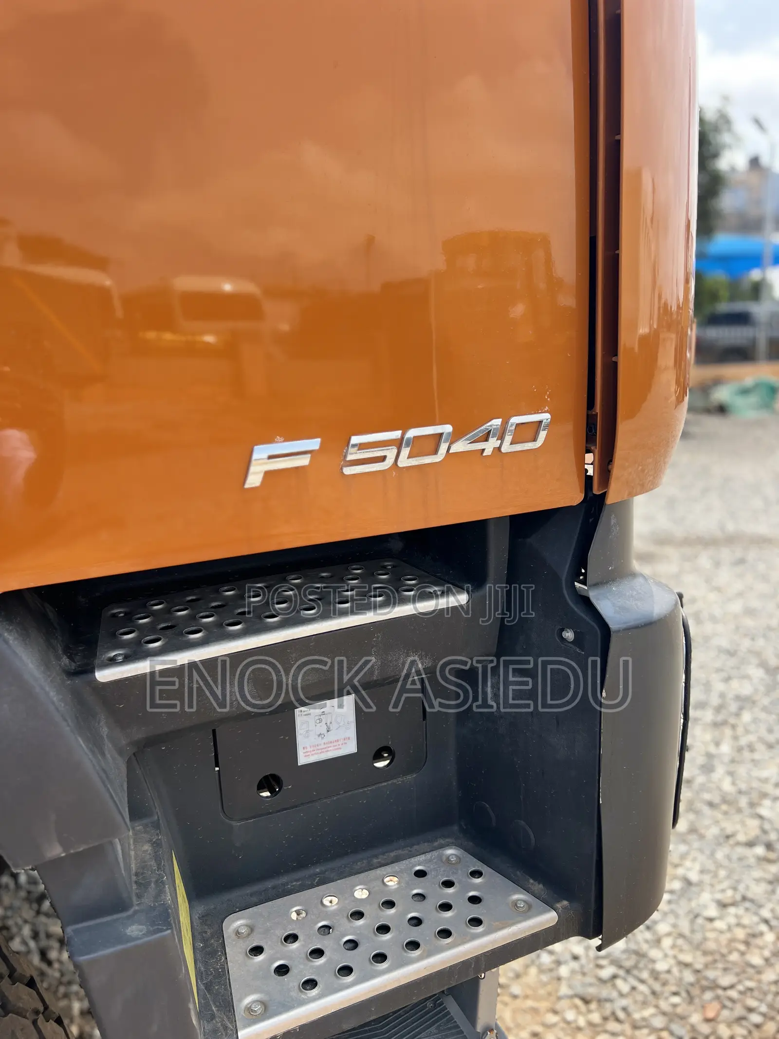 Heavy Duty Truck