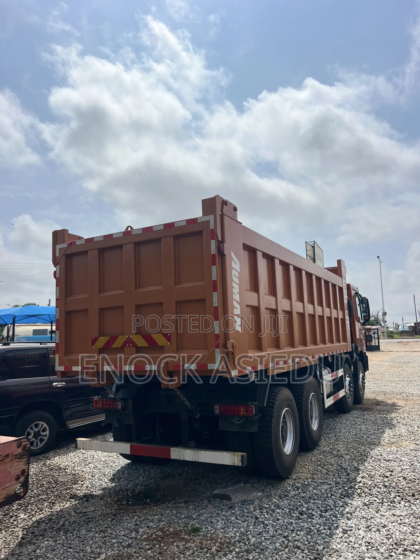 Heavy Duty Truck