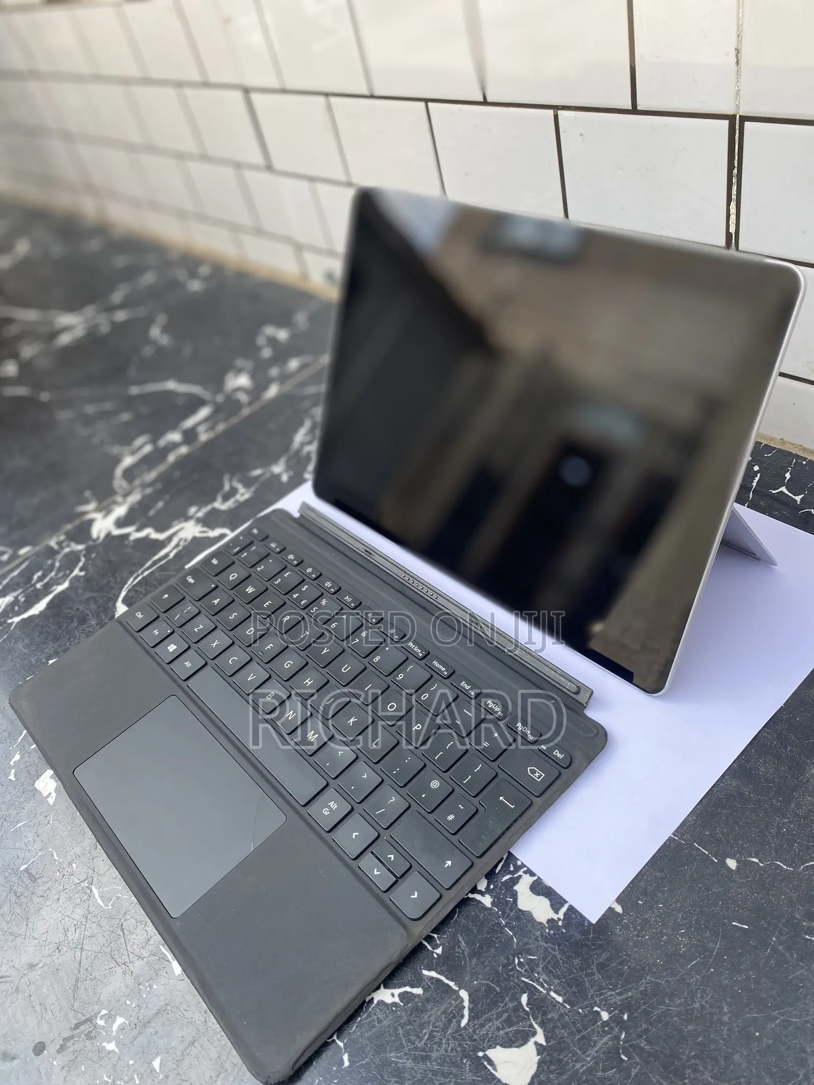 Laptop Microsoft Surface Go 4GB Intel Pentium SSD 128GB