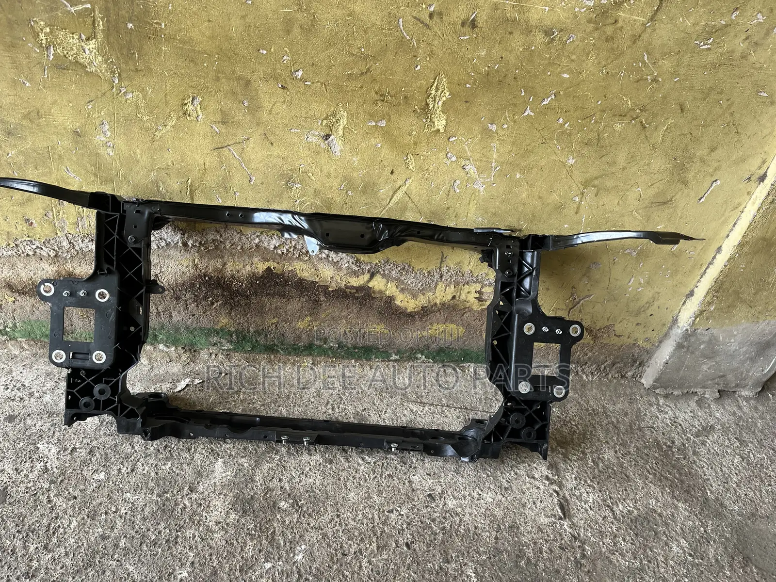 Honda Civic Radiator Support 2016, 2017, 2018, 2019, 2020, 2021