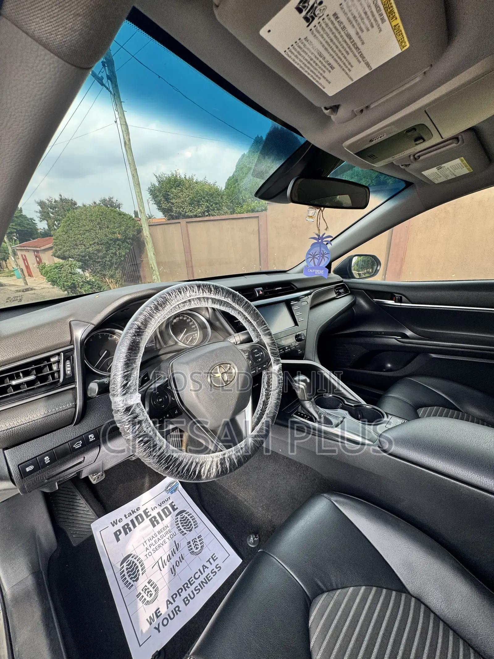 Toyota Camry SE Nightshade FWD 2020 Silver