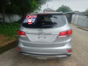 Hyundai Santa Fe 2017 Gray
