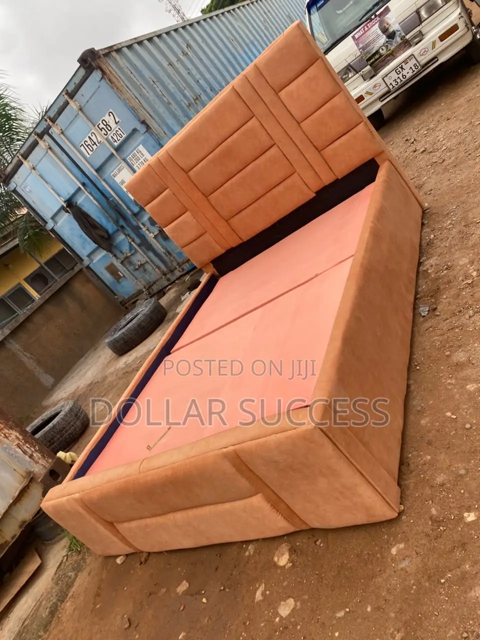 Square Design Pattern Bedframe