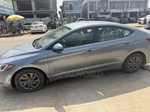 Hyundai Elantra SE 2018 Gray