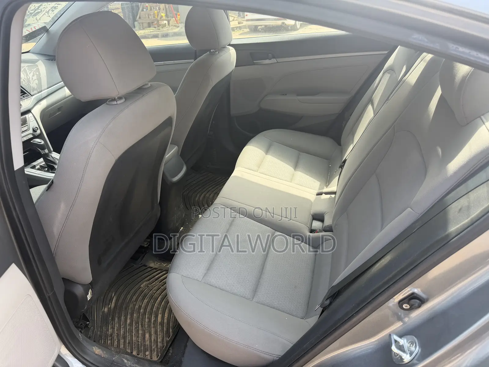 Hyundai Elantra SE 2018 Gray