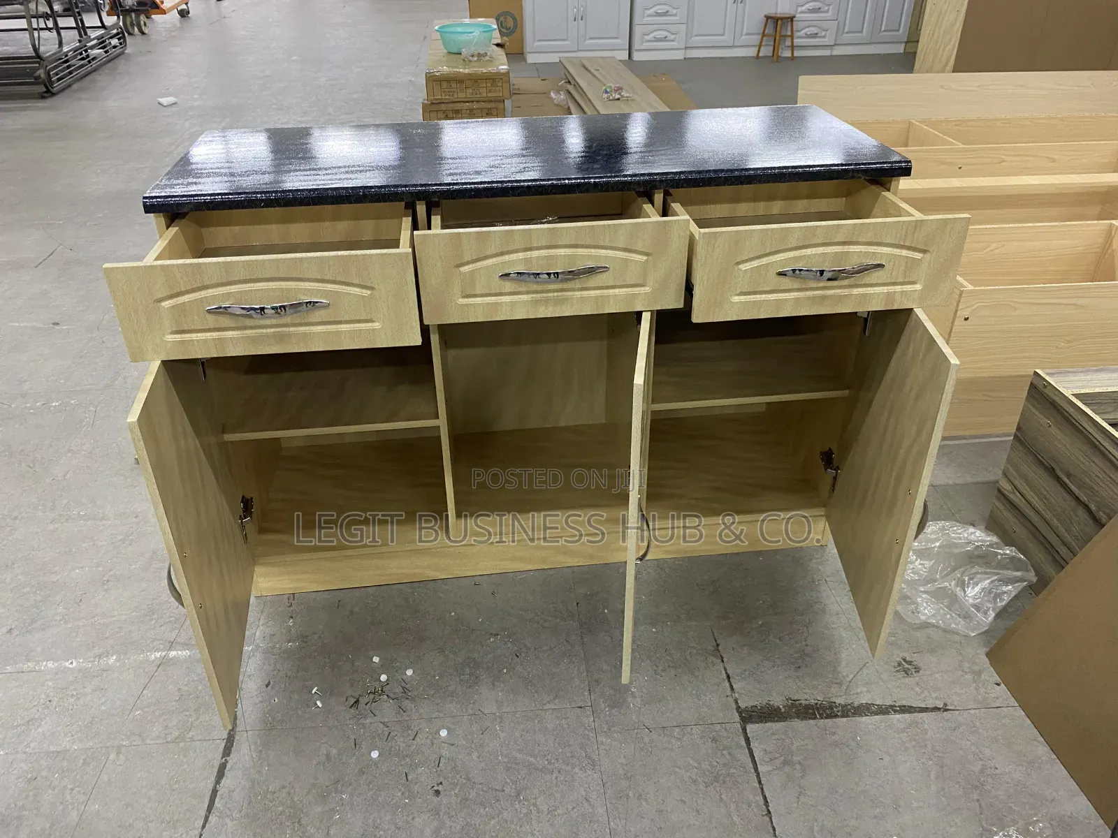 Cream Kitchen Carbinet 3 Doors