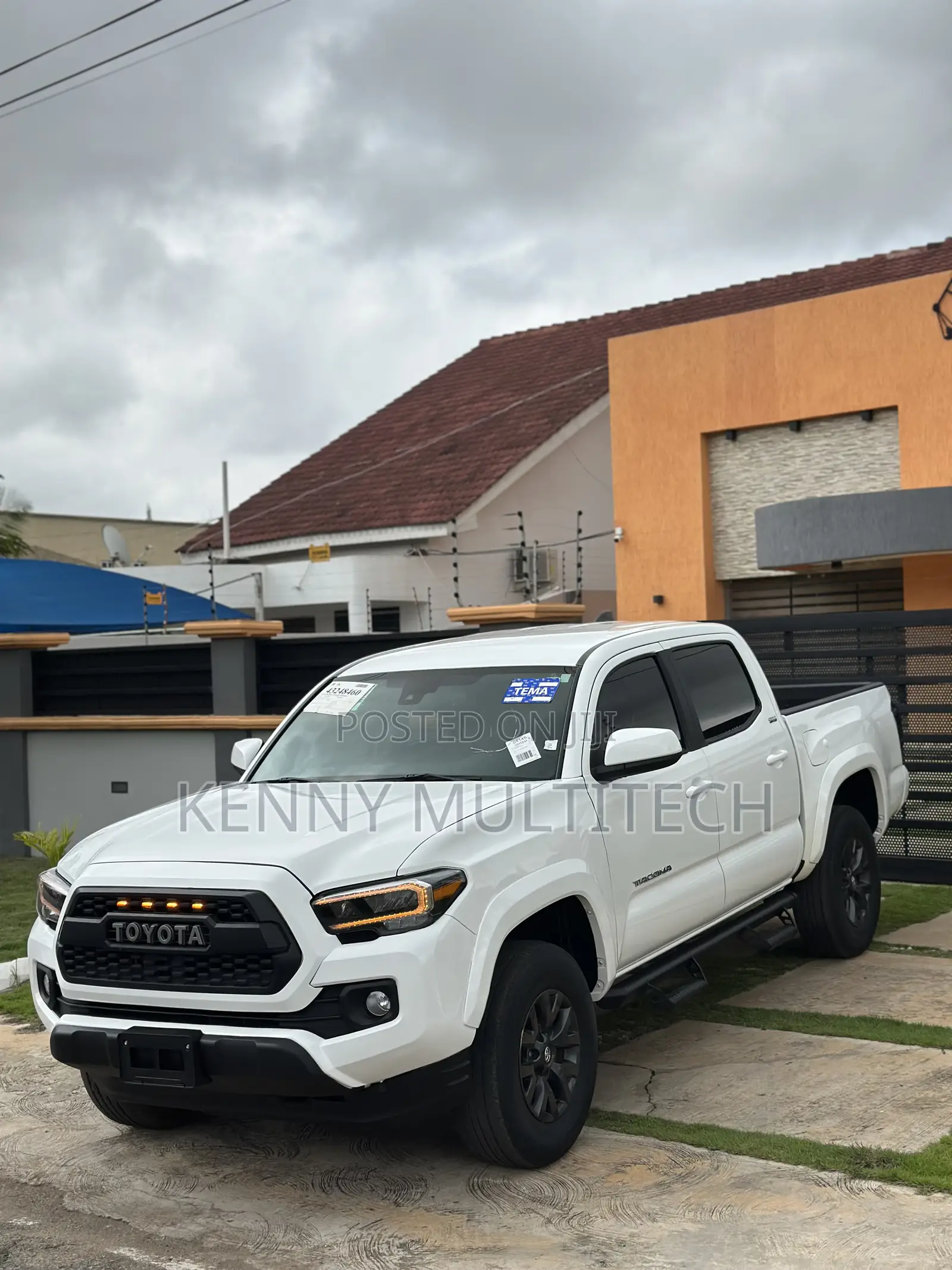 Toyota Tacoma SR5 Double Cab 5' Bed I4 AT 2023 White