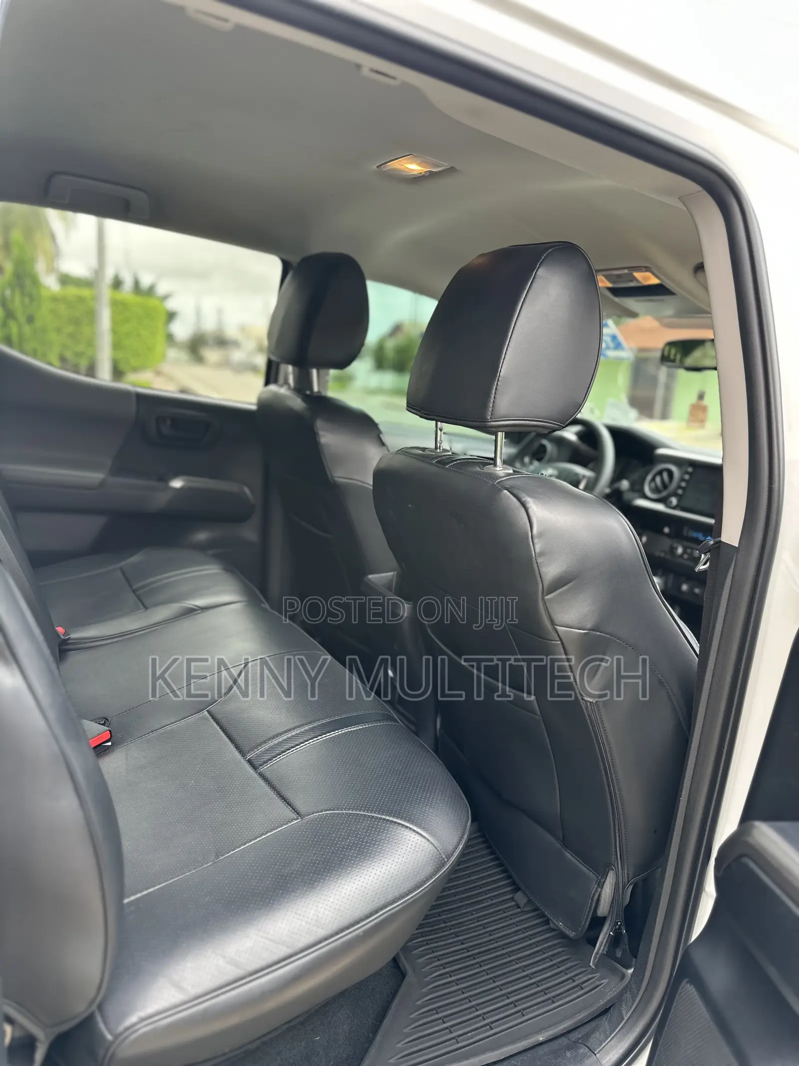 Toyota Tacoma SR5 Double Cab 5' Bed I4 AT 2023 White