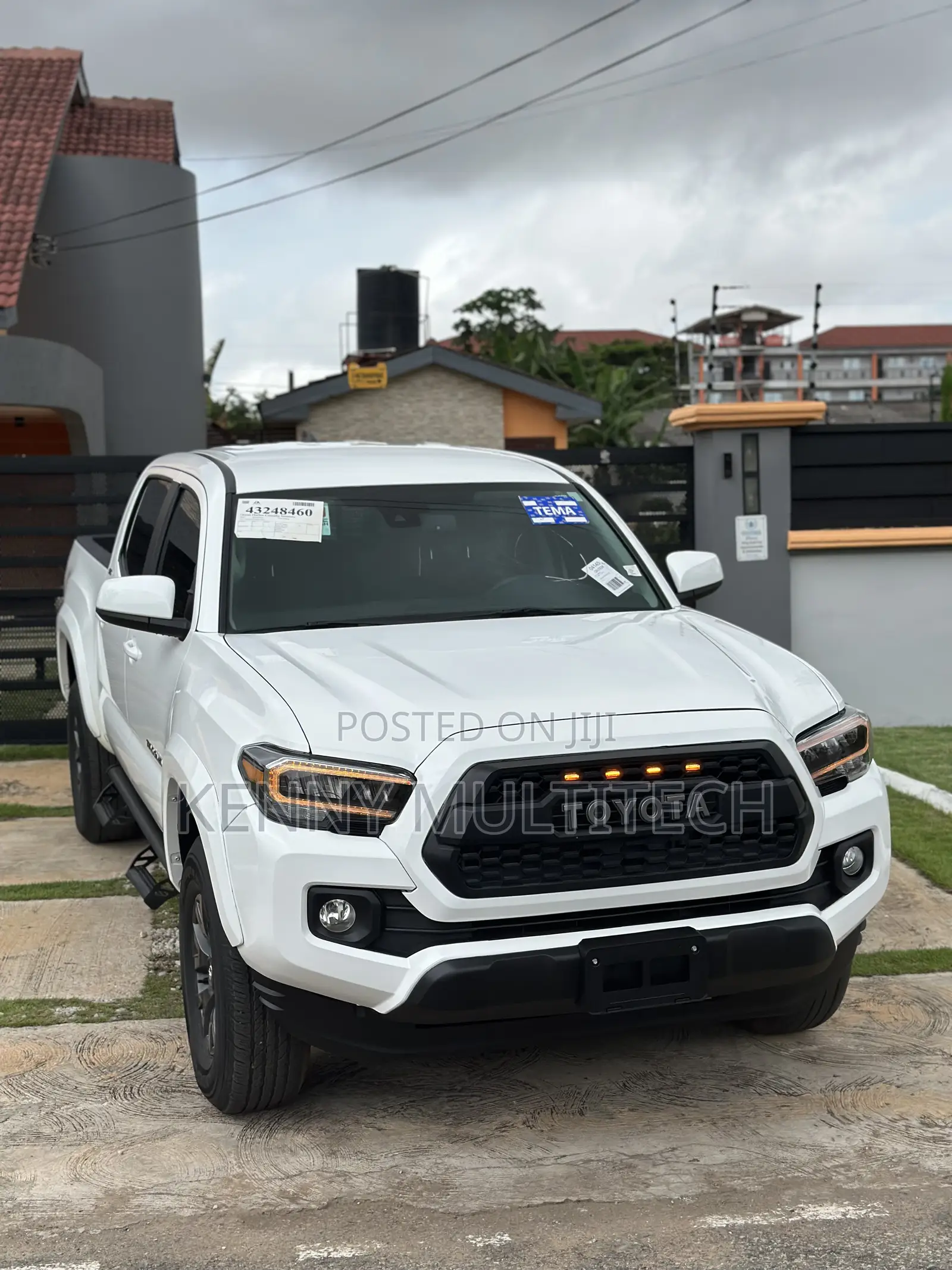 Toyota Tacoma SR5 Double Cab 5' Bed I4 AT 2023 White