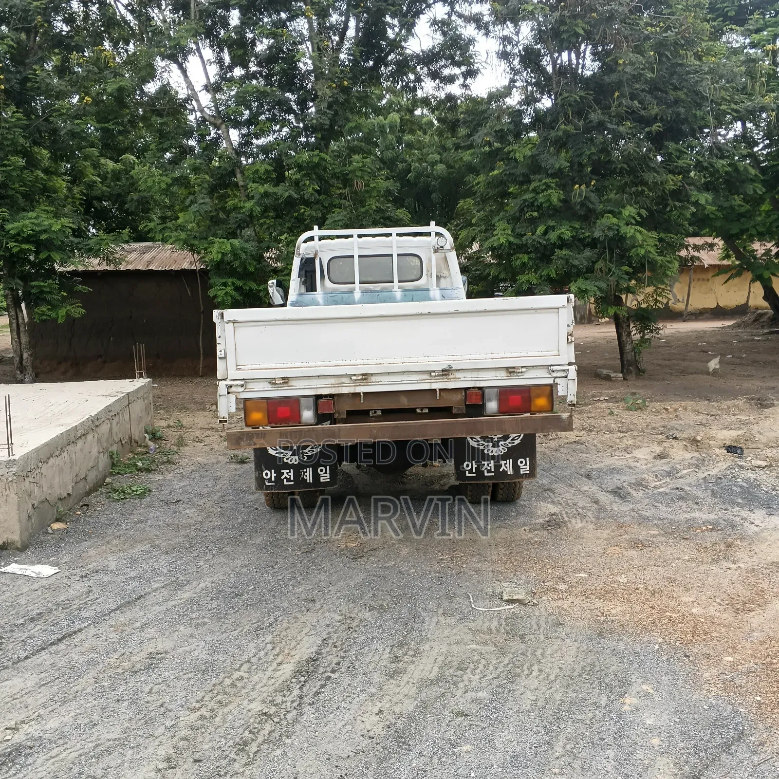 Hyundai Mighty 2