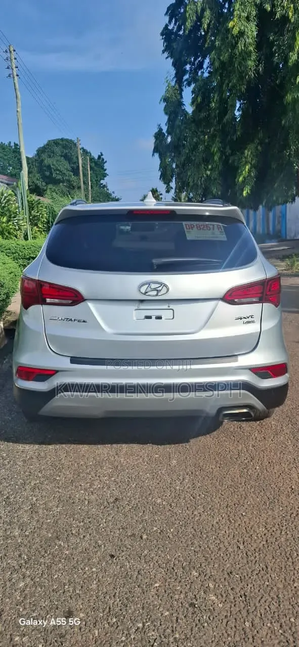 Hyundai Santa Fe 2018 Silver