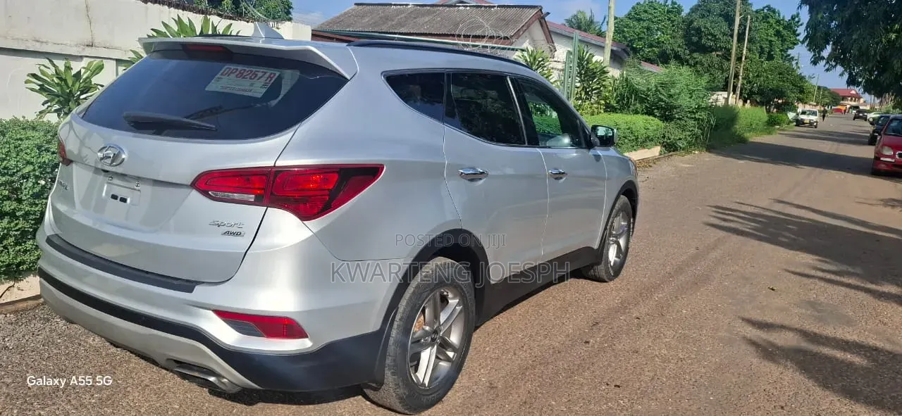 Hyundai Santa Fe 2018 Silver