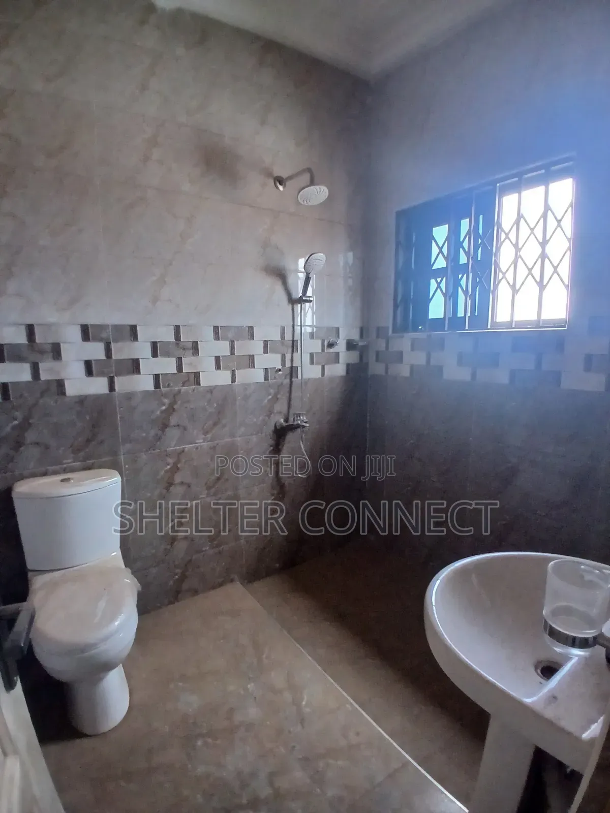 2bdrm Apartment in Oyarifa, Ghana Flag for rent