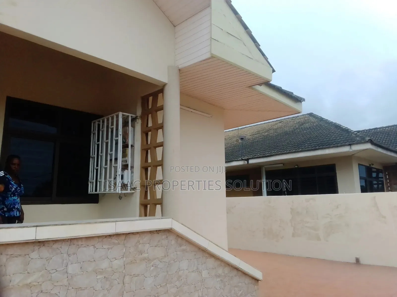 4bdrm Bungalow in Isaac Properties, Shama Ahanta East Metropolitan