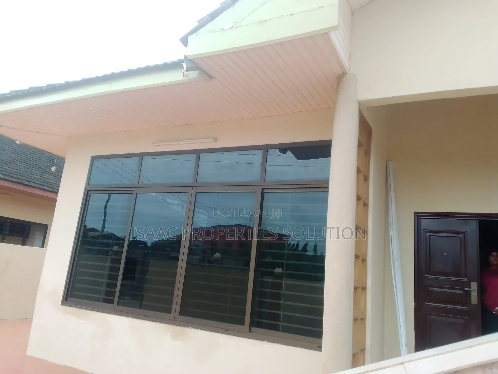 4bdrm Bungalow in Isaac Properties, Shama Ahanta East Metropolitan