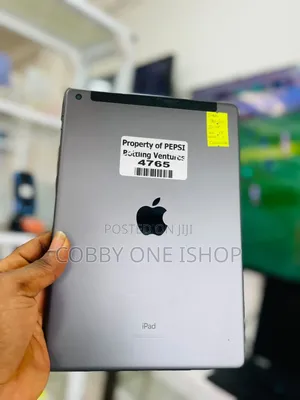 Apple iPad 10.2 (2019) 32 GB Gray