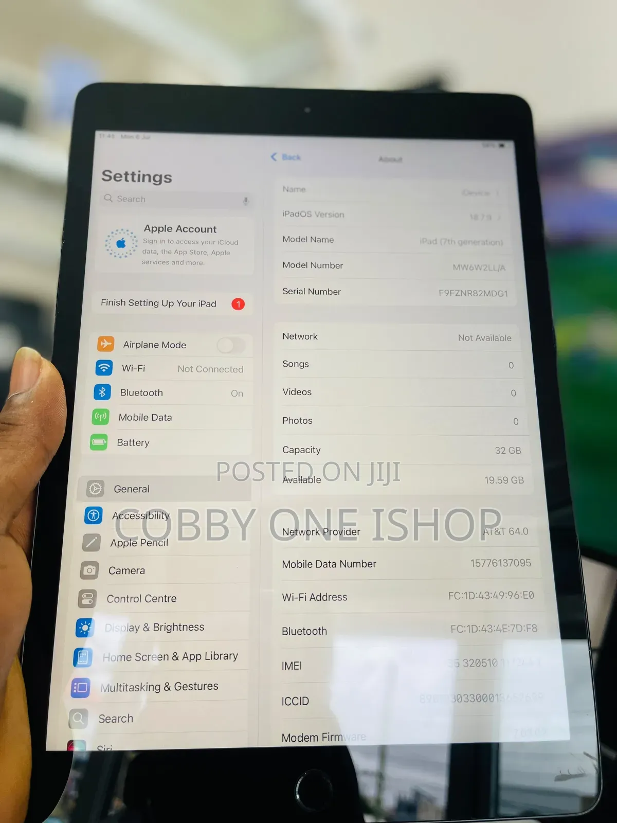 Apple iPad 10.2 (2019) 32 GB Gray