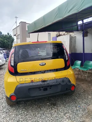 Kia Soul 2016 Yellow