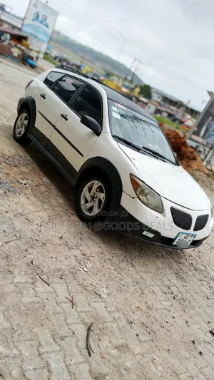 Pontiac Vibe 2007 White