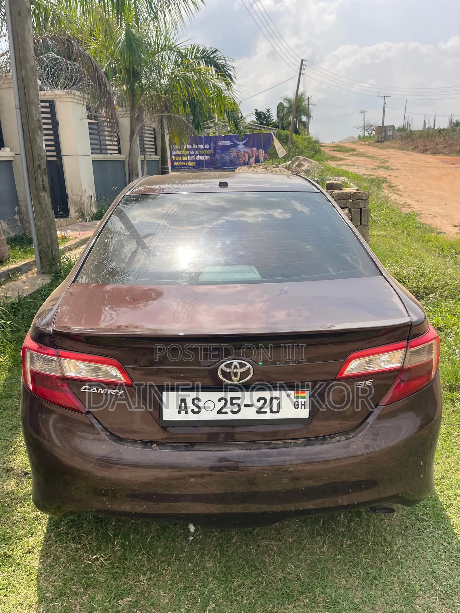 Toyota Camry 2014 Brown