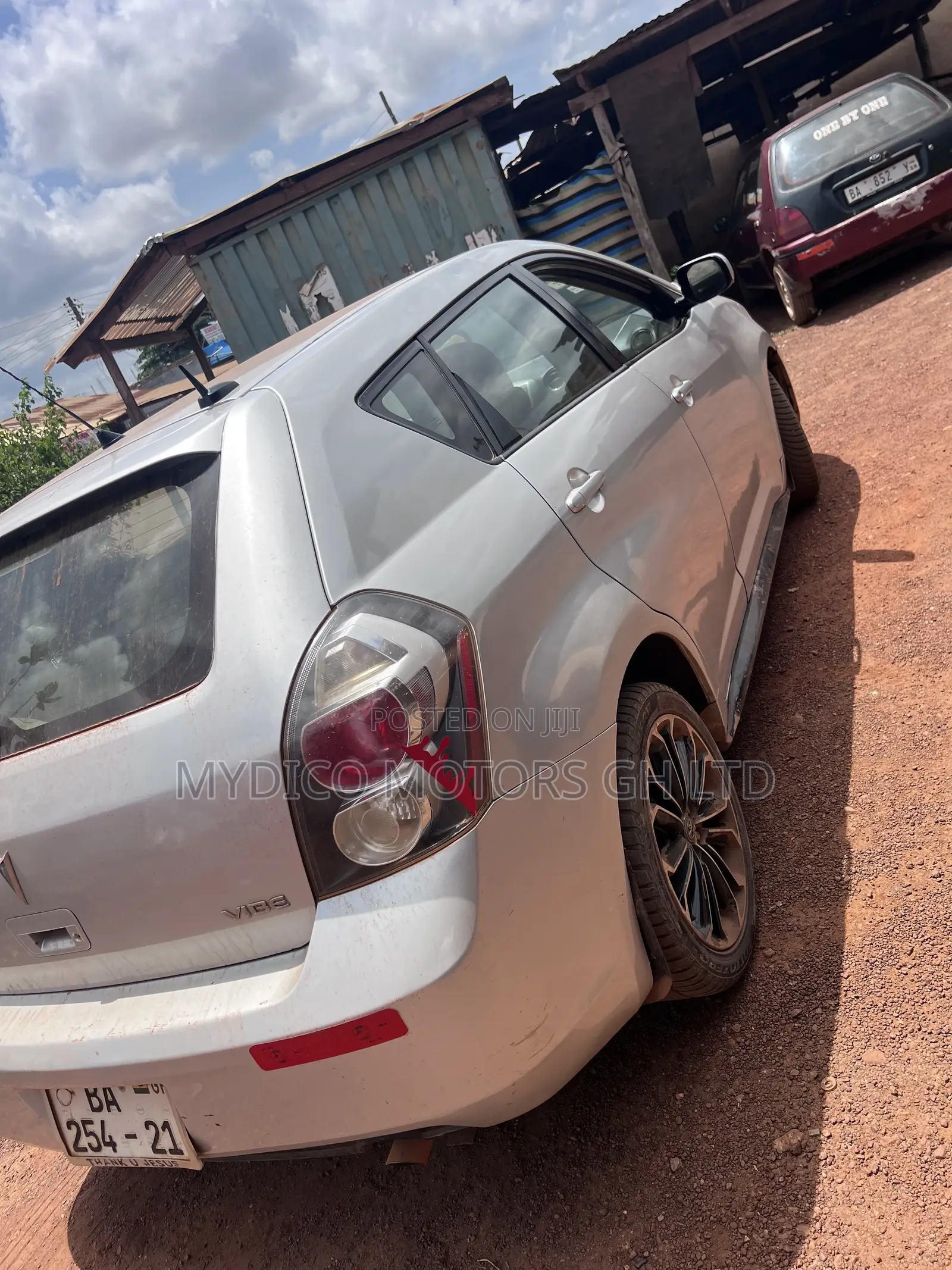Pontiac Vibe 1.8L 2010 Silver