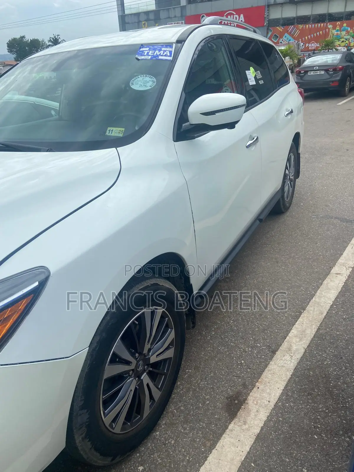 Nissan Pathfinder SL 4dr 4x4 (3.5L 6cyl) 2017 White
