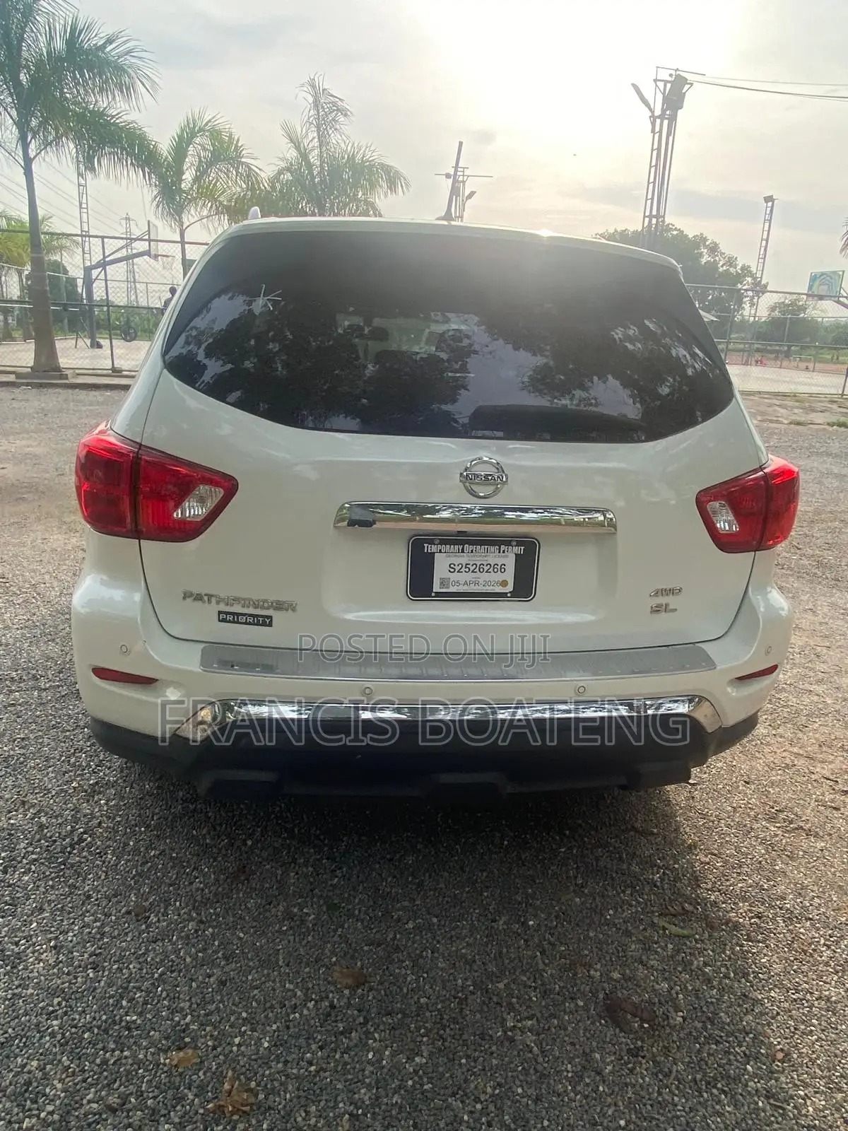 Nissan Pathfinder SL 4dr 4x4 (3.5L 6cyl) 2017 White