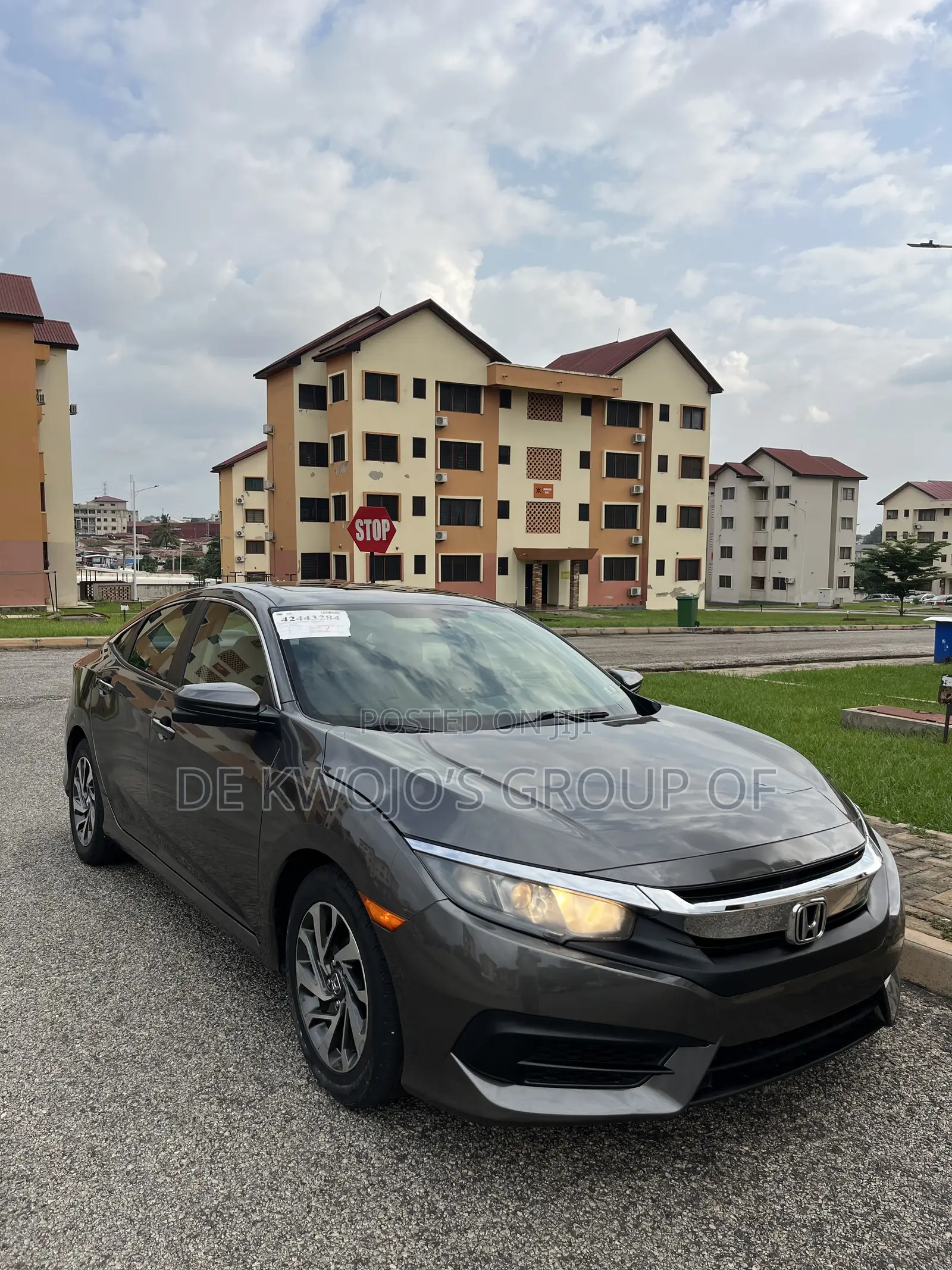 Honda Civic EX Sedan 2018 Gray