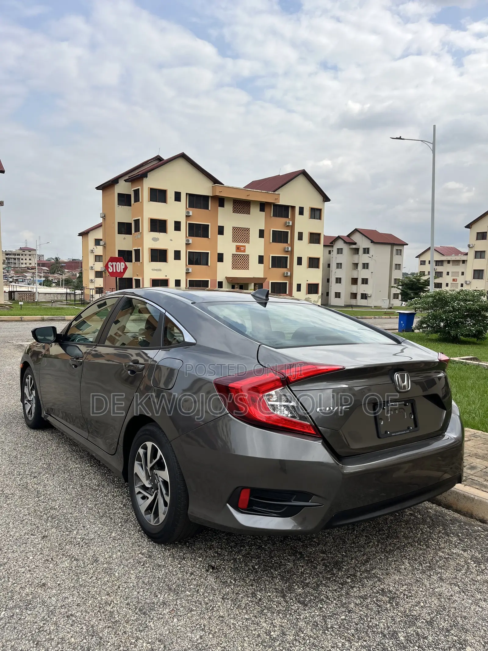 Honda Civic EX Sedan 2018 Gray