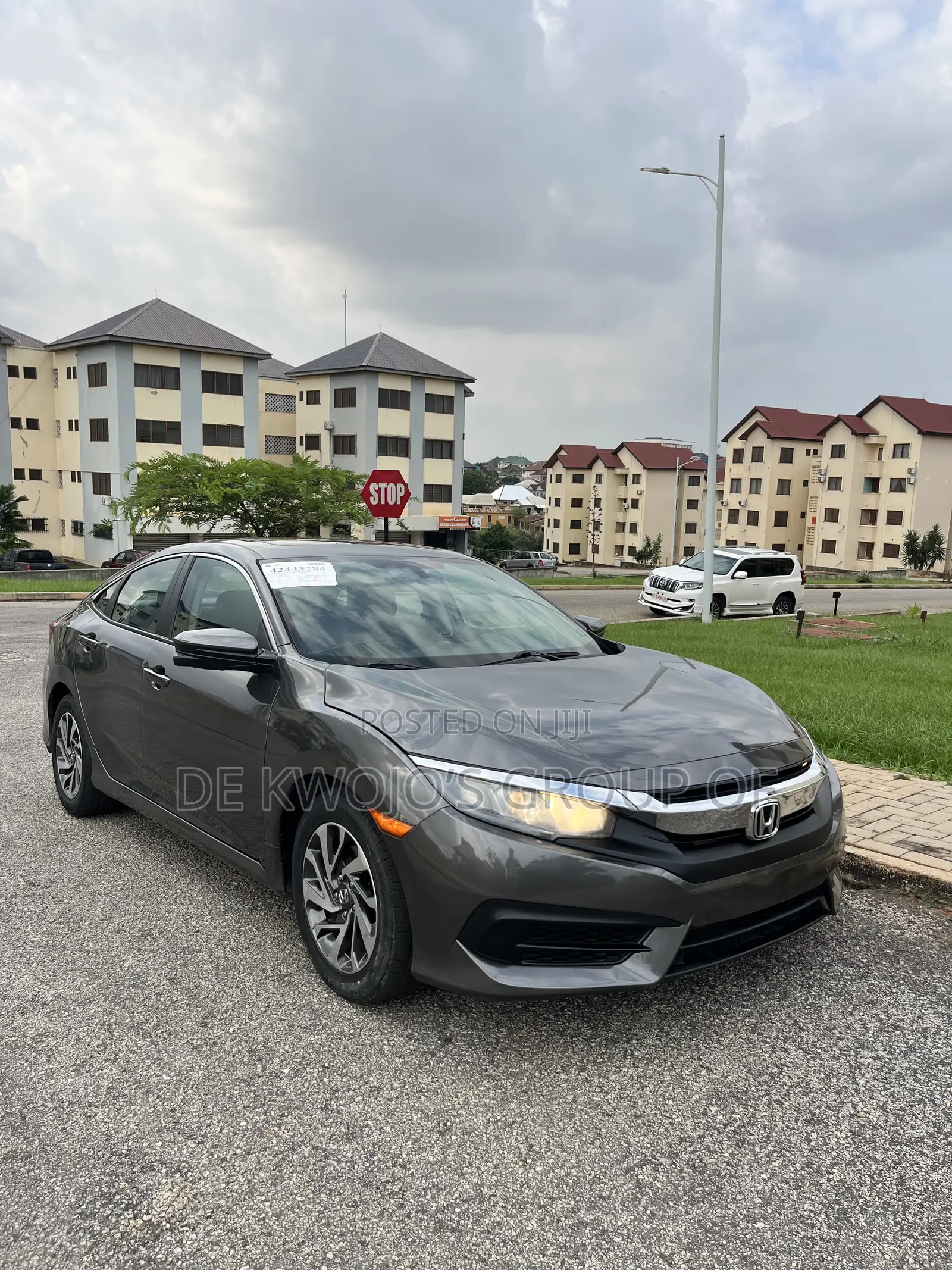 Honda Civic EX Sedan 2018 Gray