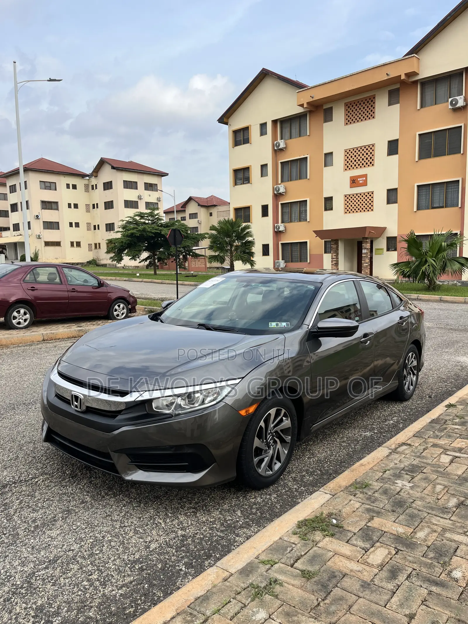 Honda Civic EX Sedan 2018 Gray