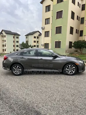 Honda Civic EX Sedan 2018 Gray
