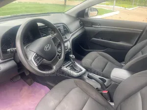 Hyundai Elantra 2017 Gray