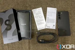 New Samsung Galaxy S22 5G 128 GB Black