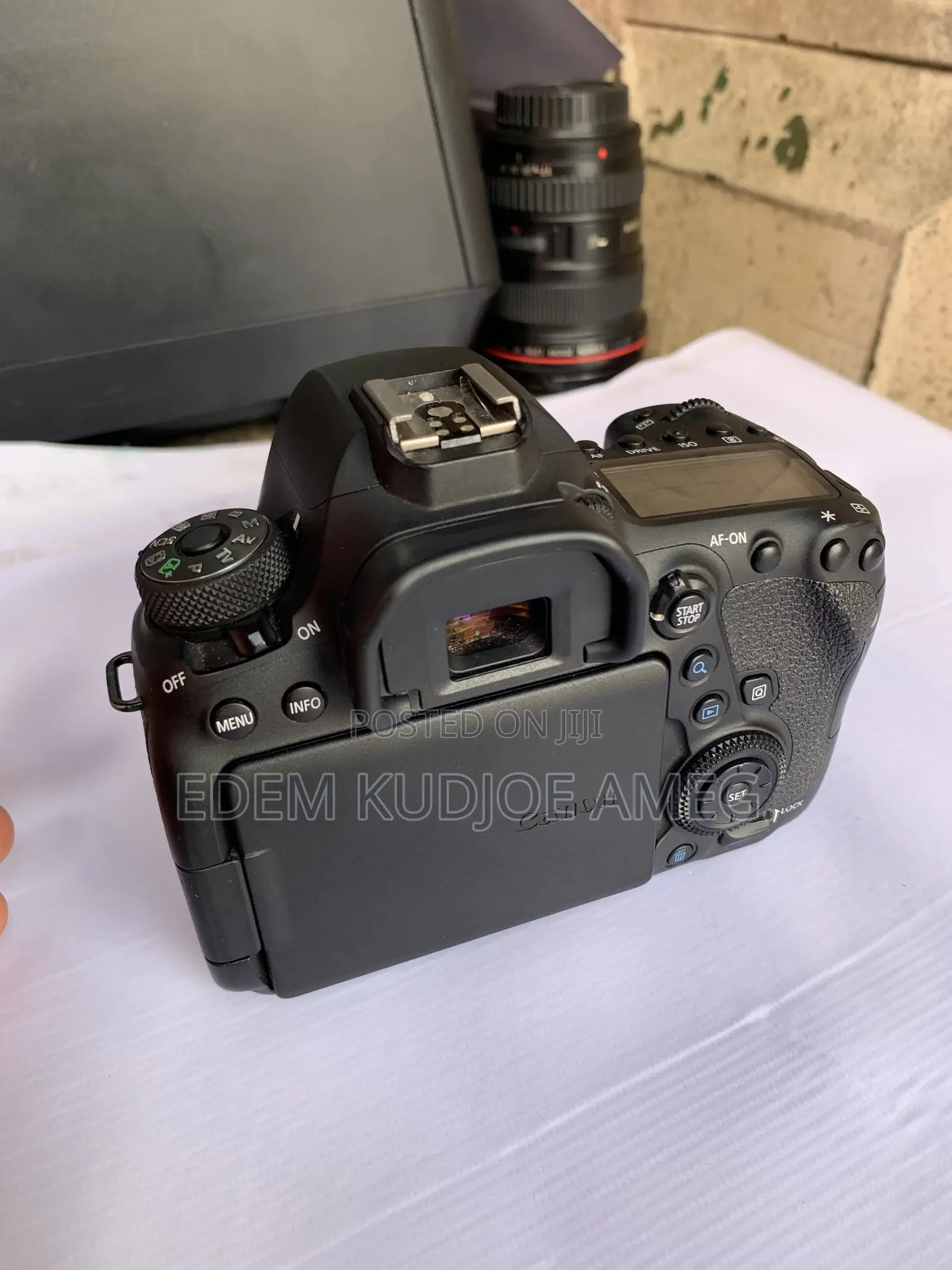 Canon 6d Mark Ii With Canon 17-40 Lens