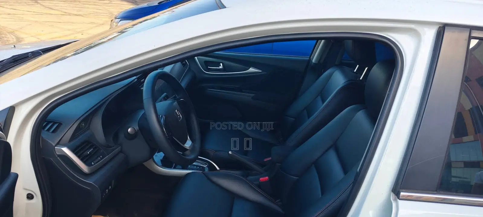 Honda Crider 2018 White