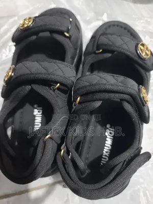 Girls' Black Fashion Sandals