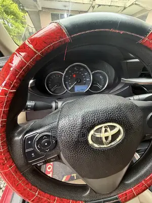 Toyota Corolla LE Premium 4dr Sedan (1.8L 4cyl CVT) 2016 Red