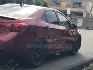 Toyota Corolla LE Eco (1.8L 4cyl 2A) 2019 Red