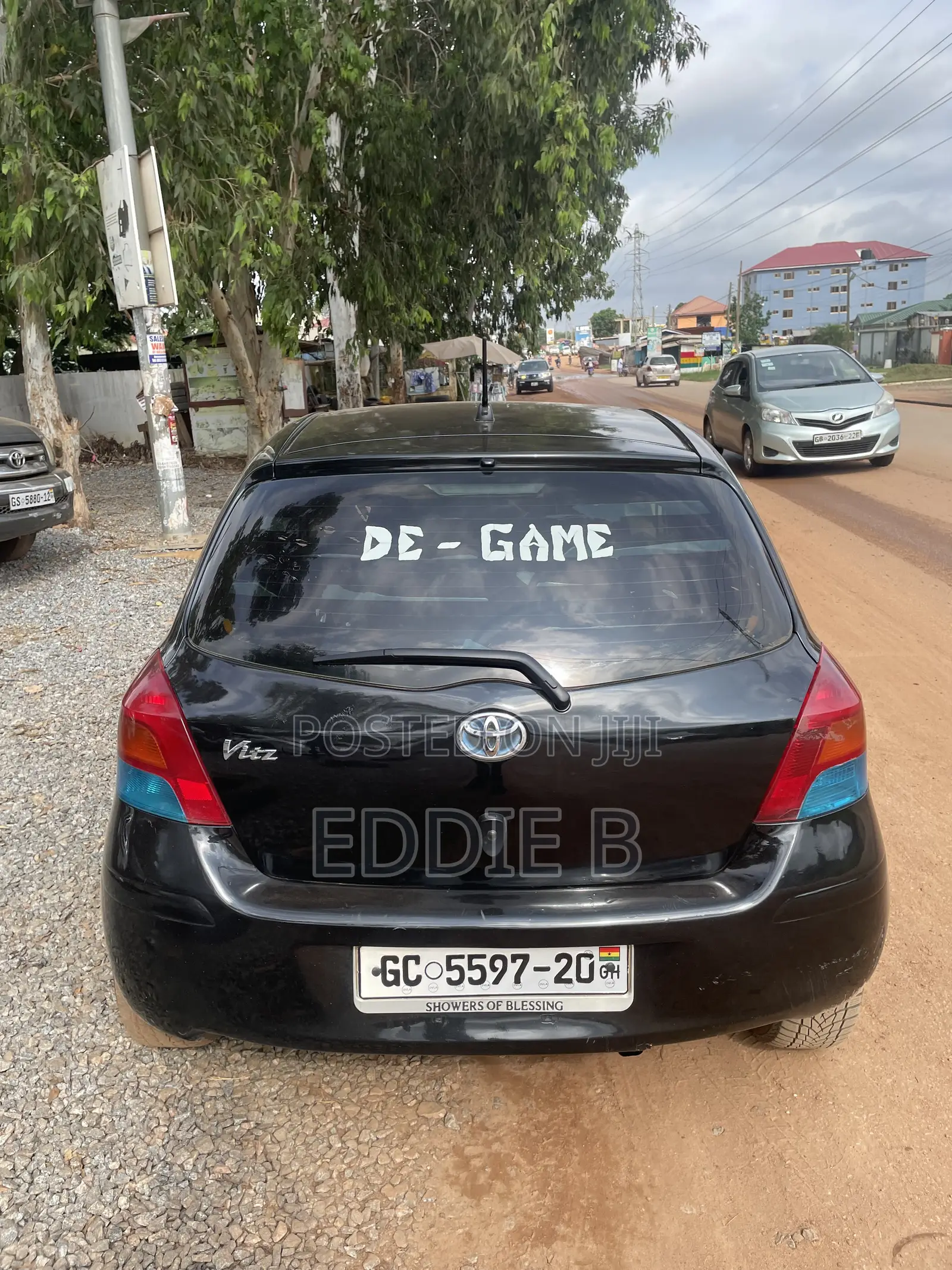 Toyota Vitz 1.0 FWD 3dr 2012 Black
