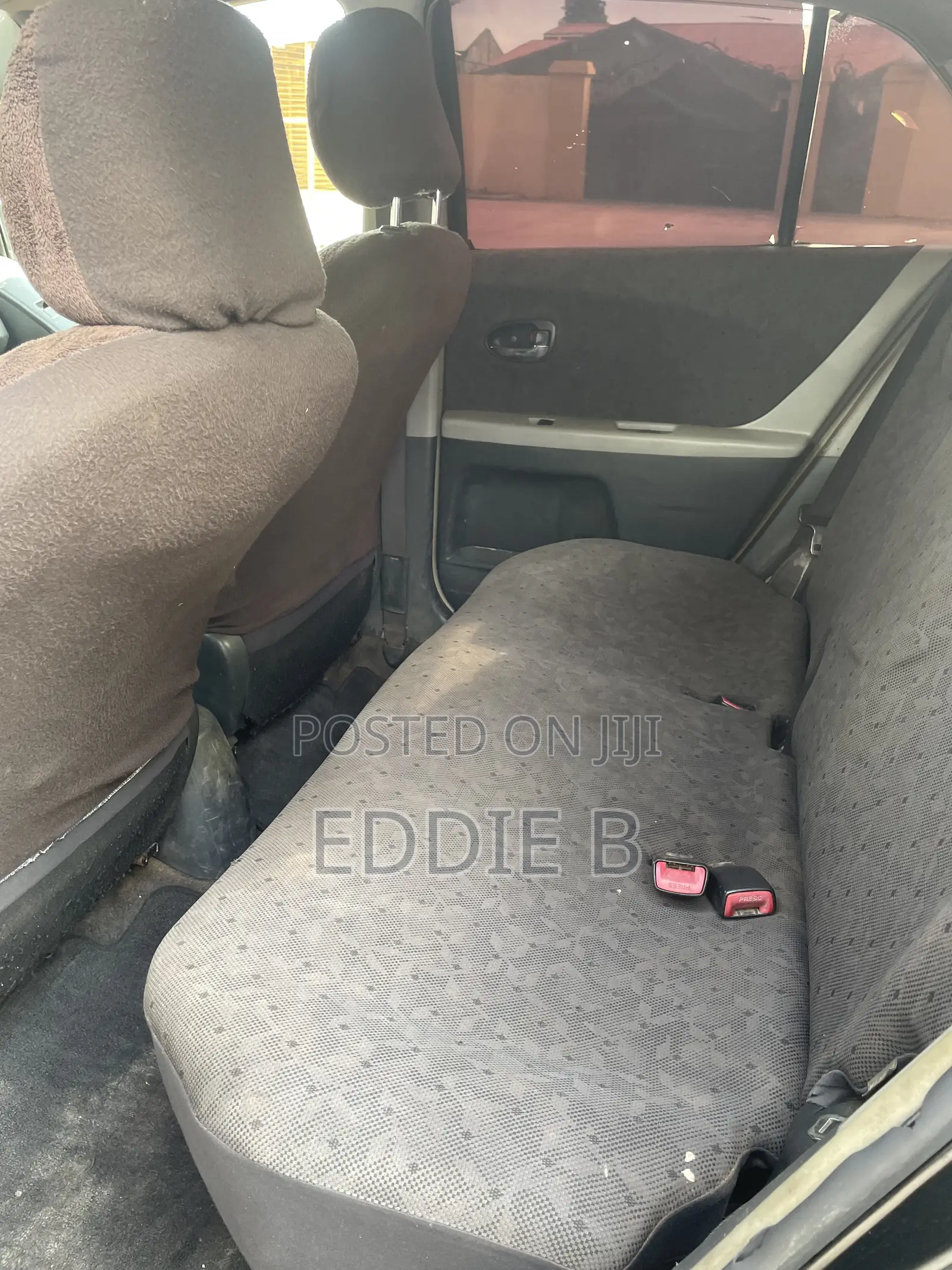 Toyota Vitz 1.0 FWD 3dr 2012 Black