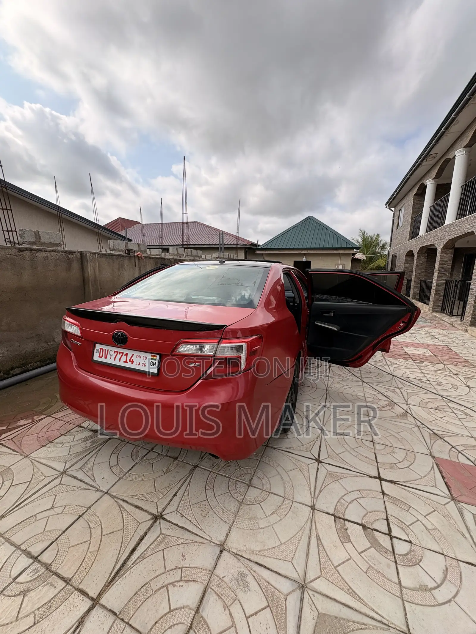 Toyota Camry SE 4dr Sedan (2.5L 4cyl 6A) 2012 Silver