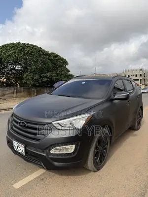 Hyundai Santa Fe Sport 2013 Black