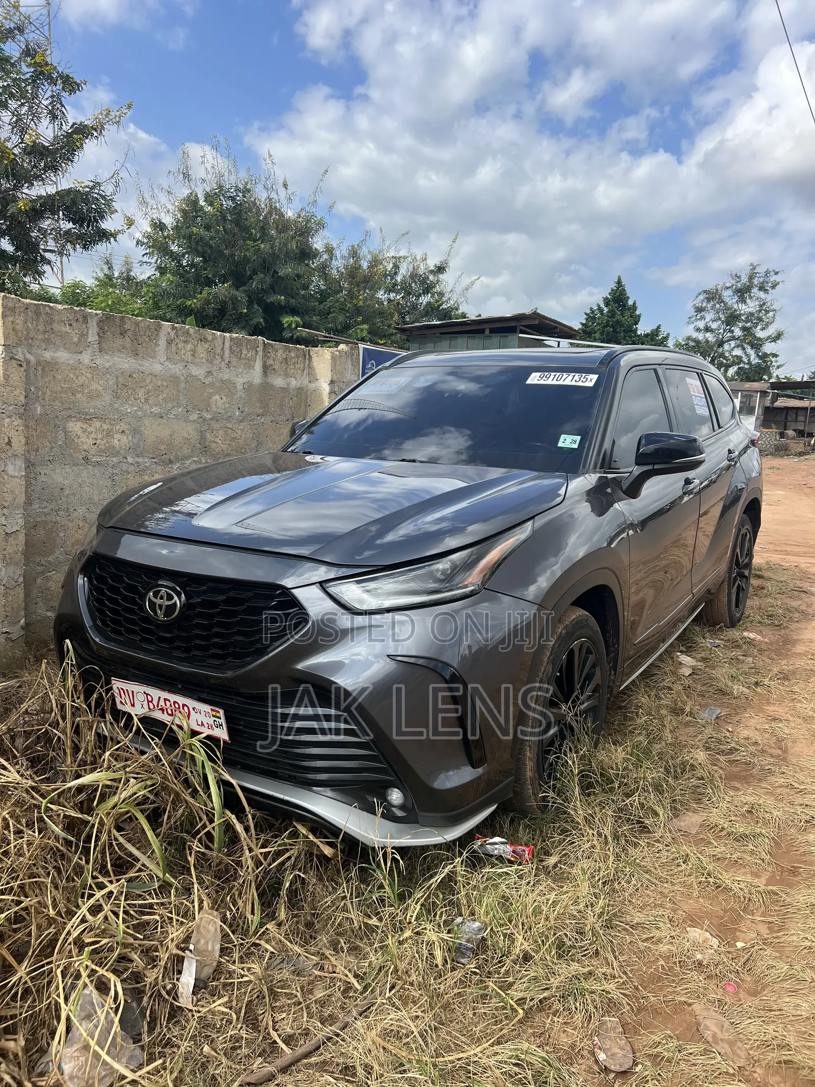 Toyota Highlander XLE FWD 2023 Gray