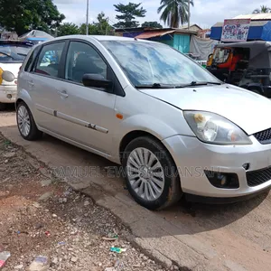 Ford Fiesta 2005 Silver