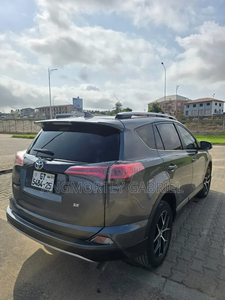 Toyota RAV4 2017 Gray