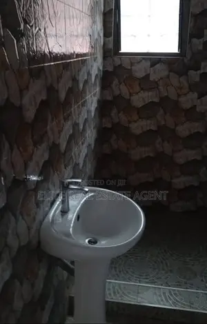 1bdrm Apartment in Sowutwuom for rent